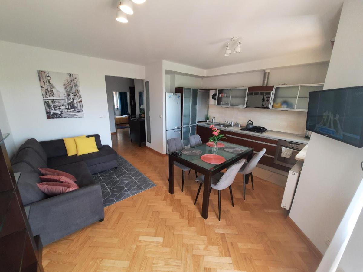 ワルシャワSloneczny Apartament Bluszczanskaアパートメント エクステリア 写真